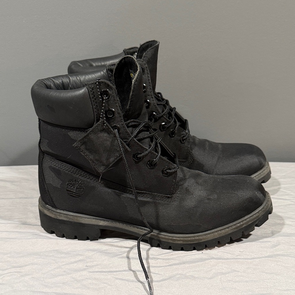 Timberland Men's Black Camo Boots